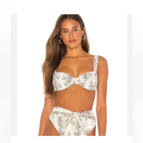 Montce Set - Picture 2 of 4